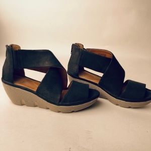 Clarks Clarene Glamour Wedge Sandals in Black